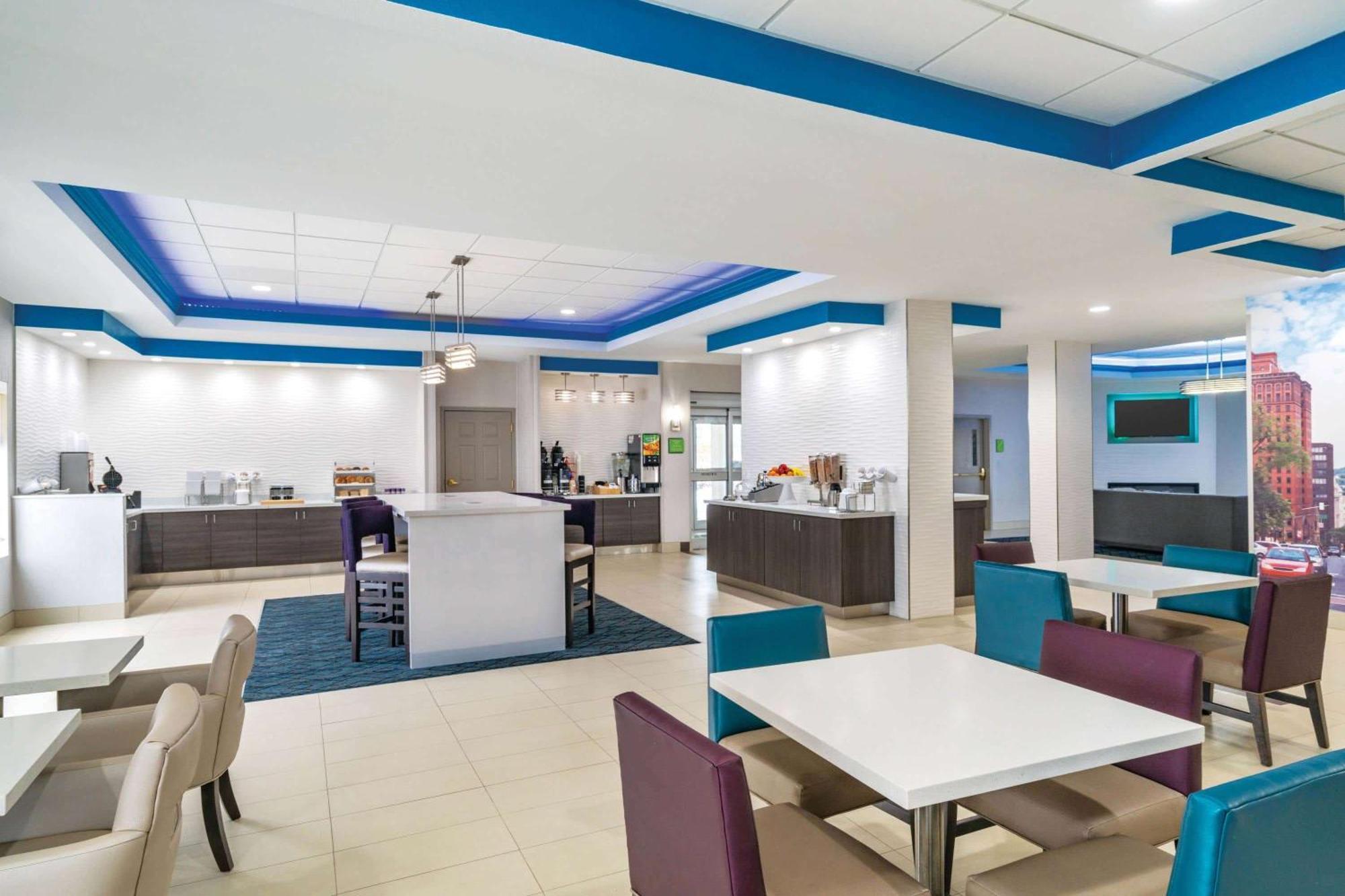 La Quinta By Wyndham Latham Albany Airport Hotel Екстериор снимка