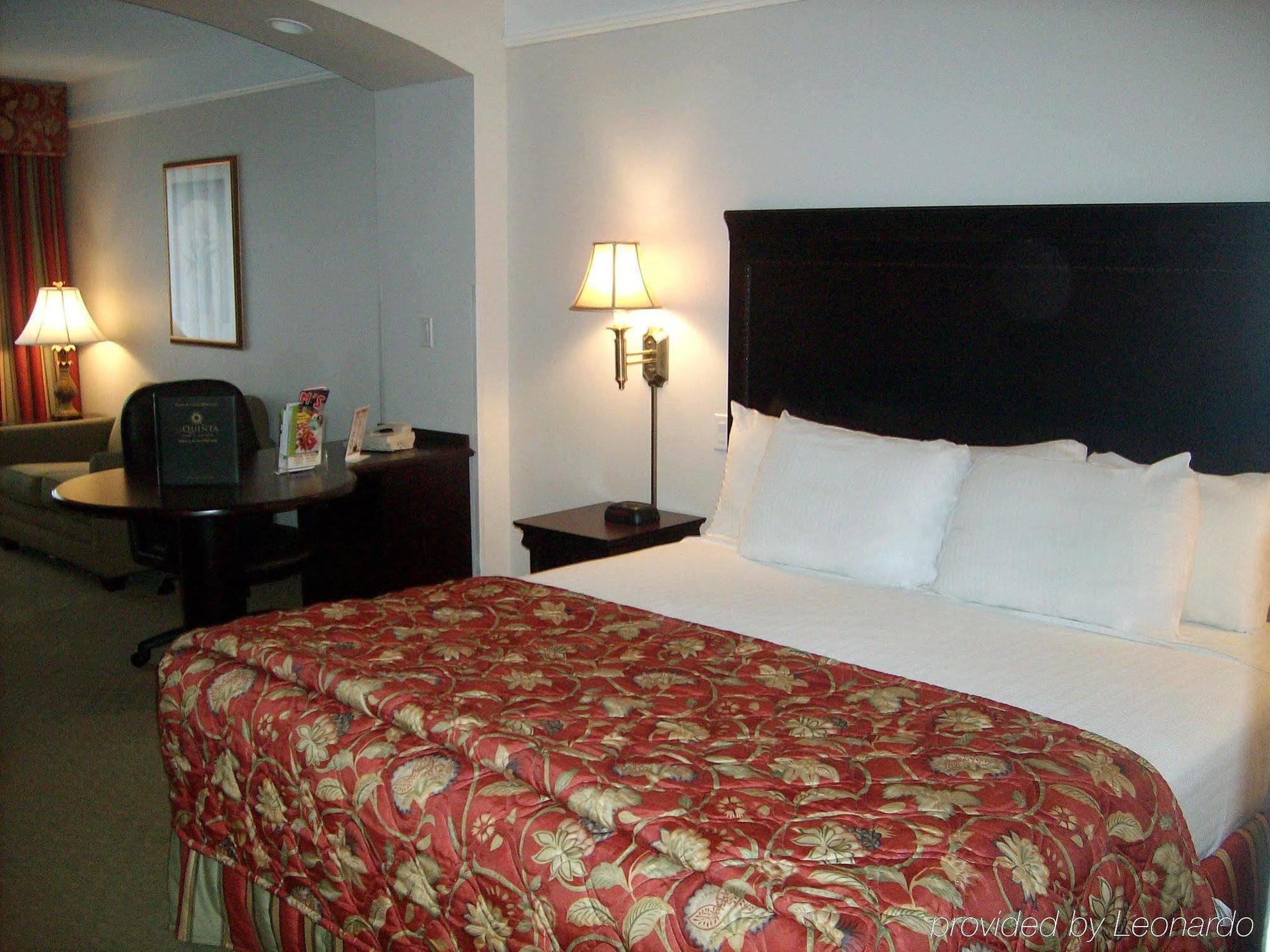 La Quinta By Wyndham Latham Albany Airport Hotel Екстериор снимка